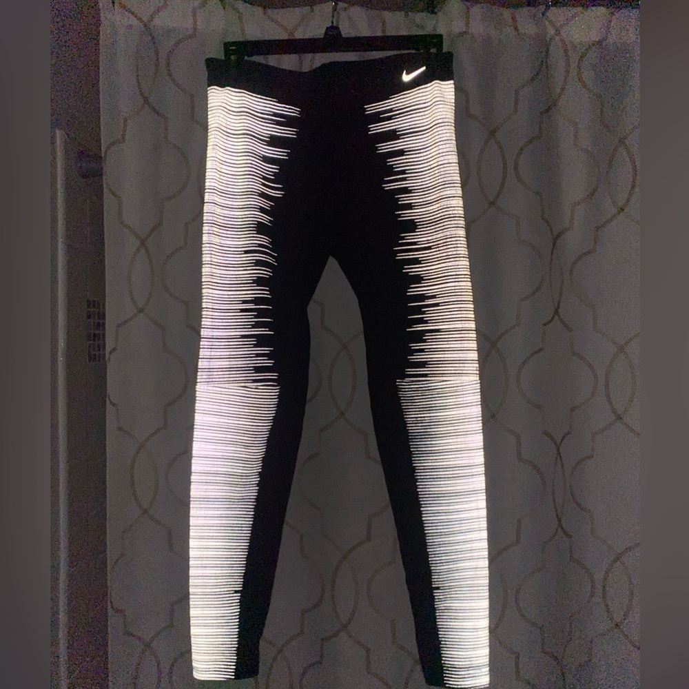 Nike Reflective Leggings